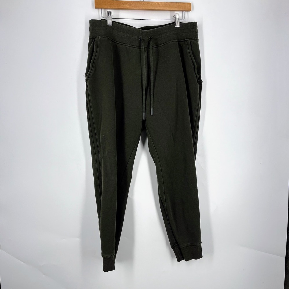 Lululemon Women's Warm Down Athletic Outdoor Jogger Pant Style W5CJQS‎ Size 12